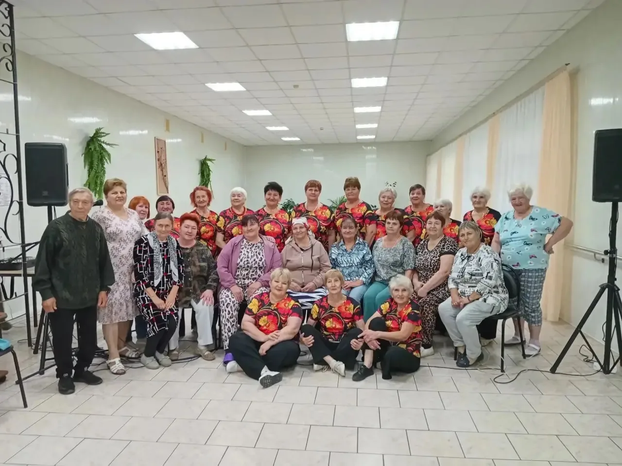 🎉 «РетроКлуб 380ВОЛЬТ» подарил праздник в Поимском пансионате! 🎉