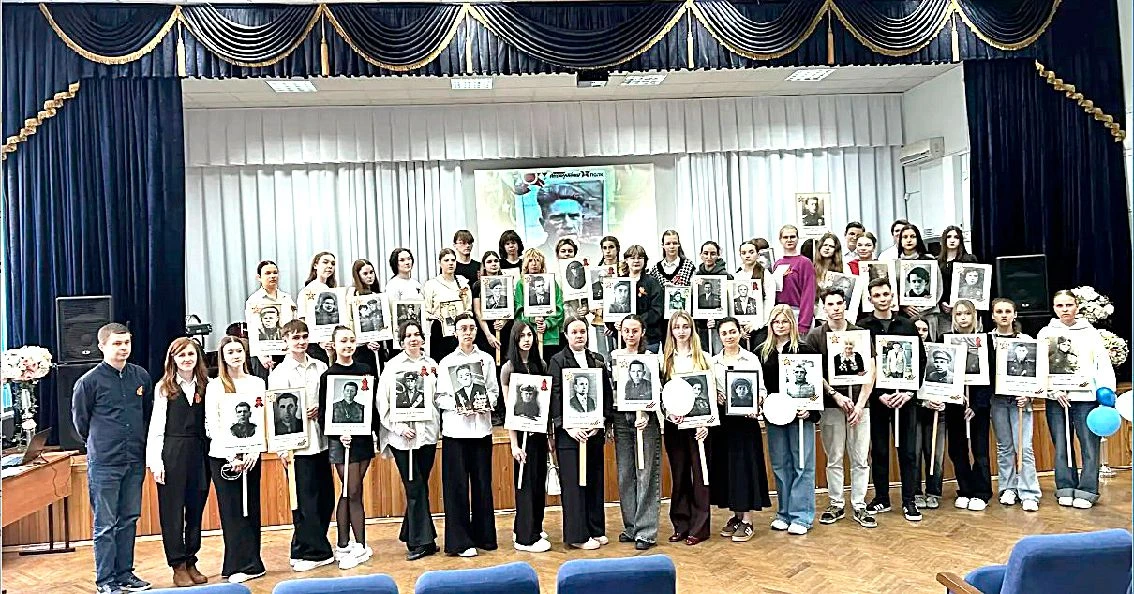 УРОК МУЖЕСТВА ПРОШЕЛ В НОВОРОССИЙСКОМ МУЗЫКАЛЬНОМ КОЛЛЕДЖЕ   В преддверии празднования Дня Победы в 
