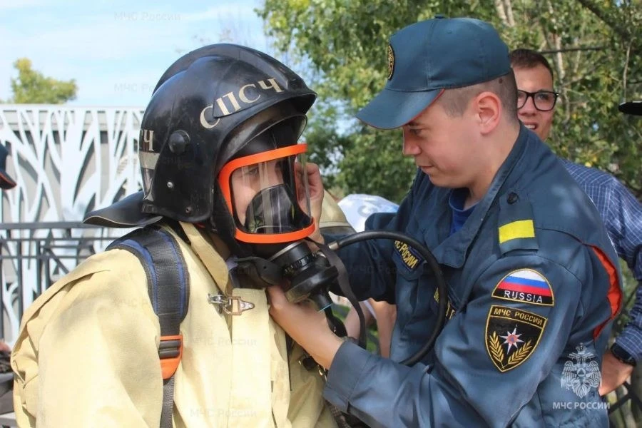 🎉 В Орле провели для детей мастер-классы по безопасности