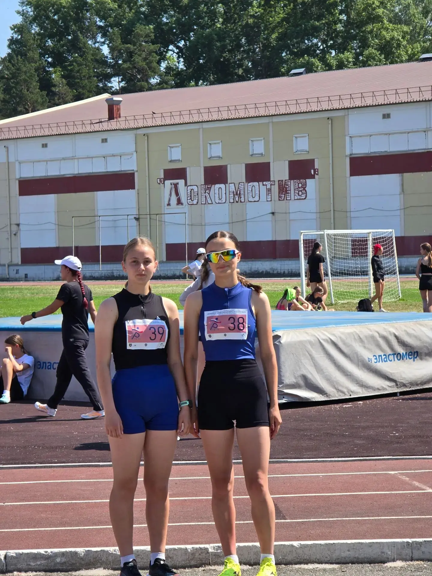 Наши спортсменки — в призёрах!💪

🗓️Сегодня в Новосибирске на стадионе «Локомотив» прошли соревнова