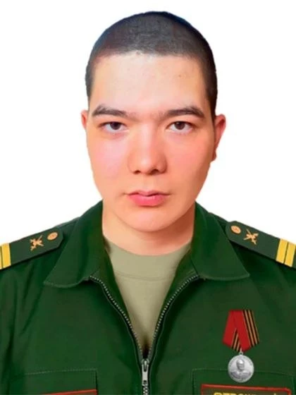🇷🇺Младший сержант Егор Гончаренко выполнял боевую задачу по охране позиций подразделе...