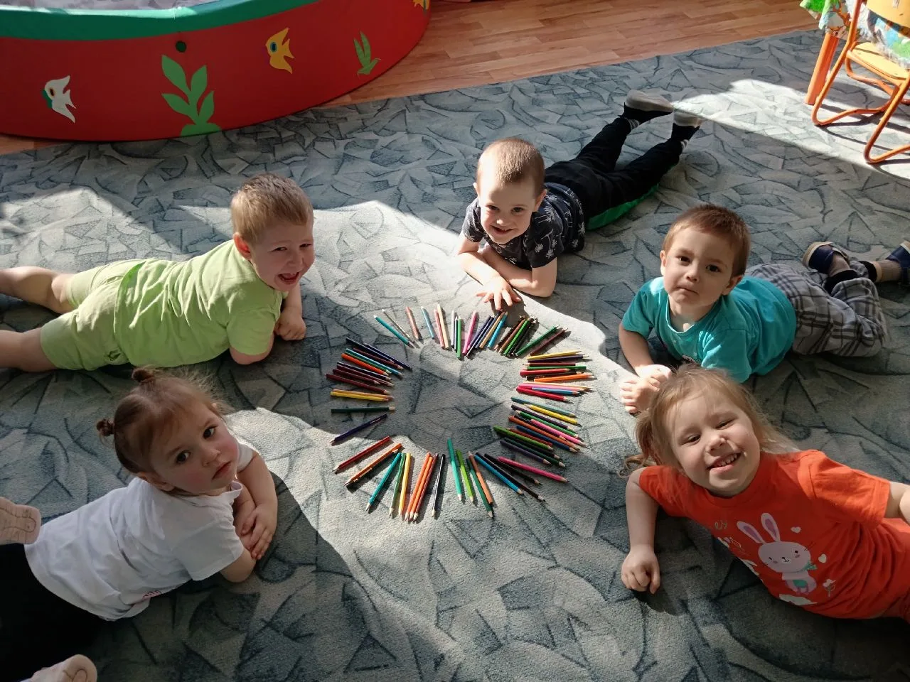 🖍️В День цветных карандашей