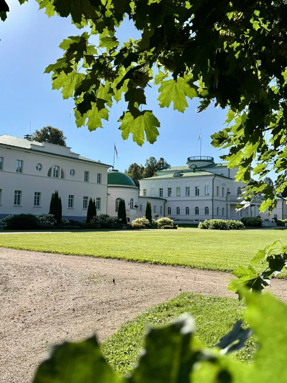 Утро в Усадьбе Степановское-Волосово 😍

Фото: Шевченко Марина

🏙Афиша Москвы
