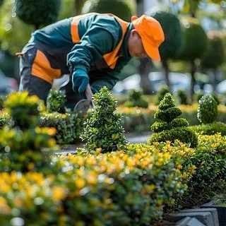 Требуется прораб по озеленению (уходные работы) 
 
💰 от 100 000 ₽ в месяц, на руки 
 
📍 Екатеринбу