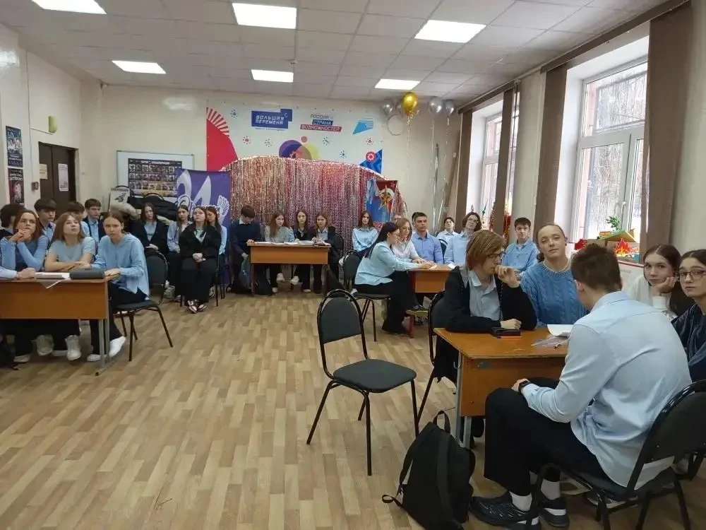 В рамках дней науки в школе прошёл квиз по роману Ф. М. Достоевского среди учащихся 10 классов.
