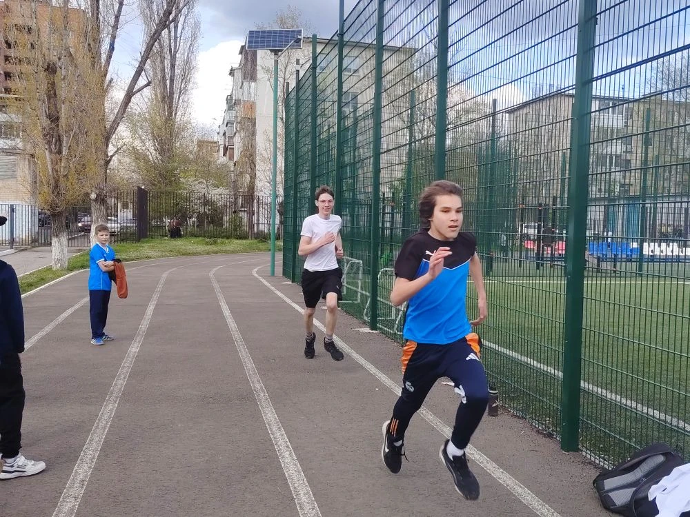 💪НЕДЕЛЯ ФИЗИЧЕСКОЙ КУЛЬТУРЫ. ДЕНЬ БЕГУНА🏃‍➡️  🏋️ 13 апреля 2026 года в МАОУ «Школа 96 Эврика-Развити