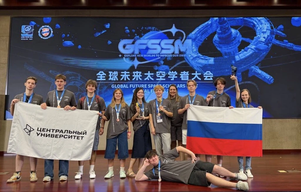 💪 И как раз к вопросу о достижениях: российские школьники стали призерами международно...