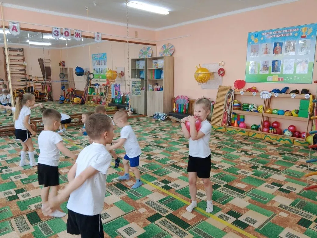 С физкультурой все дружны и болезни не страшны!!!!