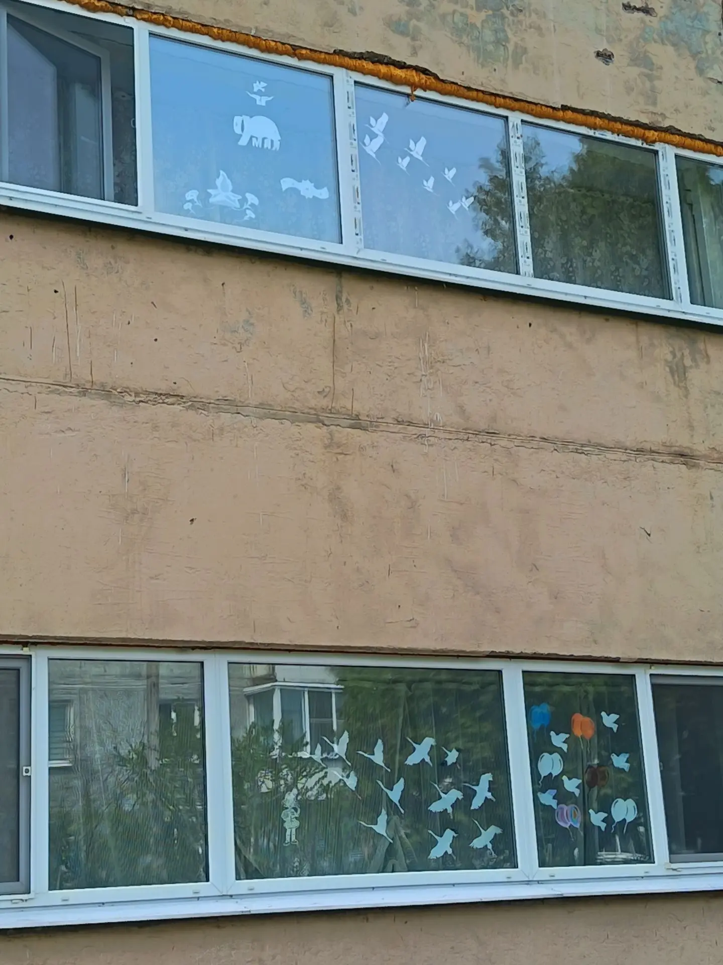 Обучающиеся МБОУ "Павловская основная школа" участвуют в акции "Окна Победы"!
