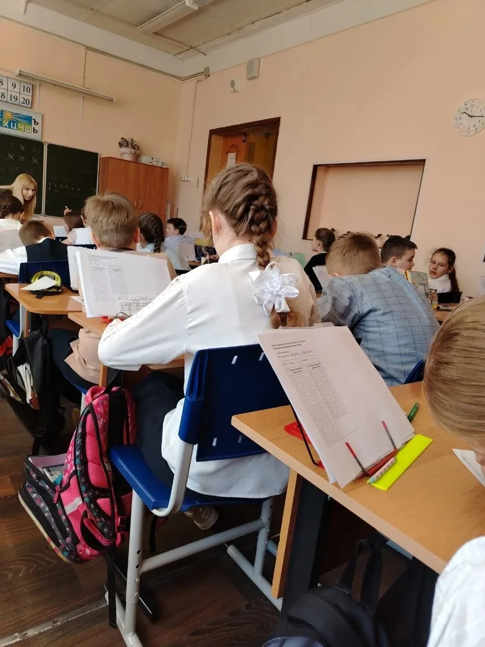 16 апреля в рамках недели Естественно-научного цикла "Знай наших" ученицами 9В класса был проведен у