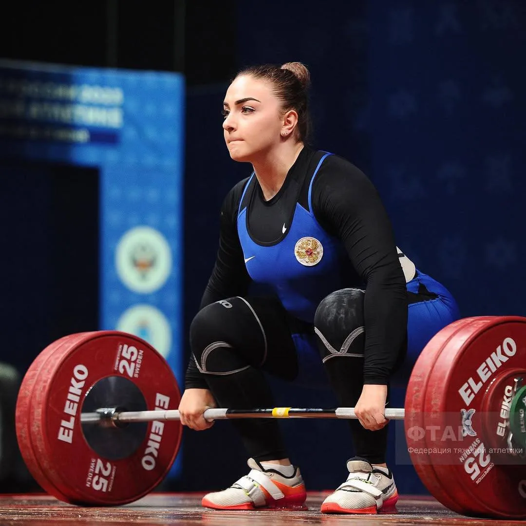 Яна Сотиева стала чемпионкой России по тяжелой атлетике