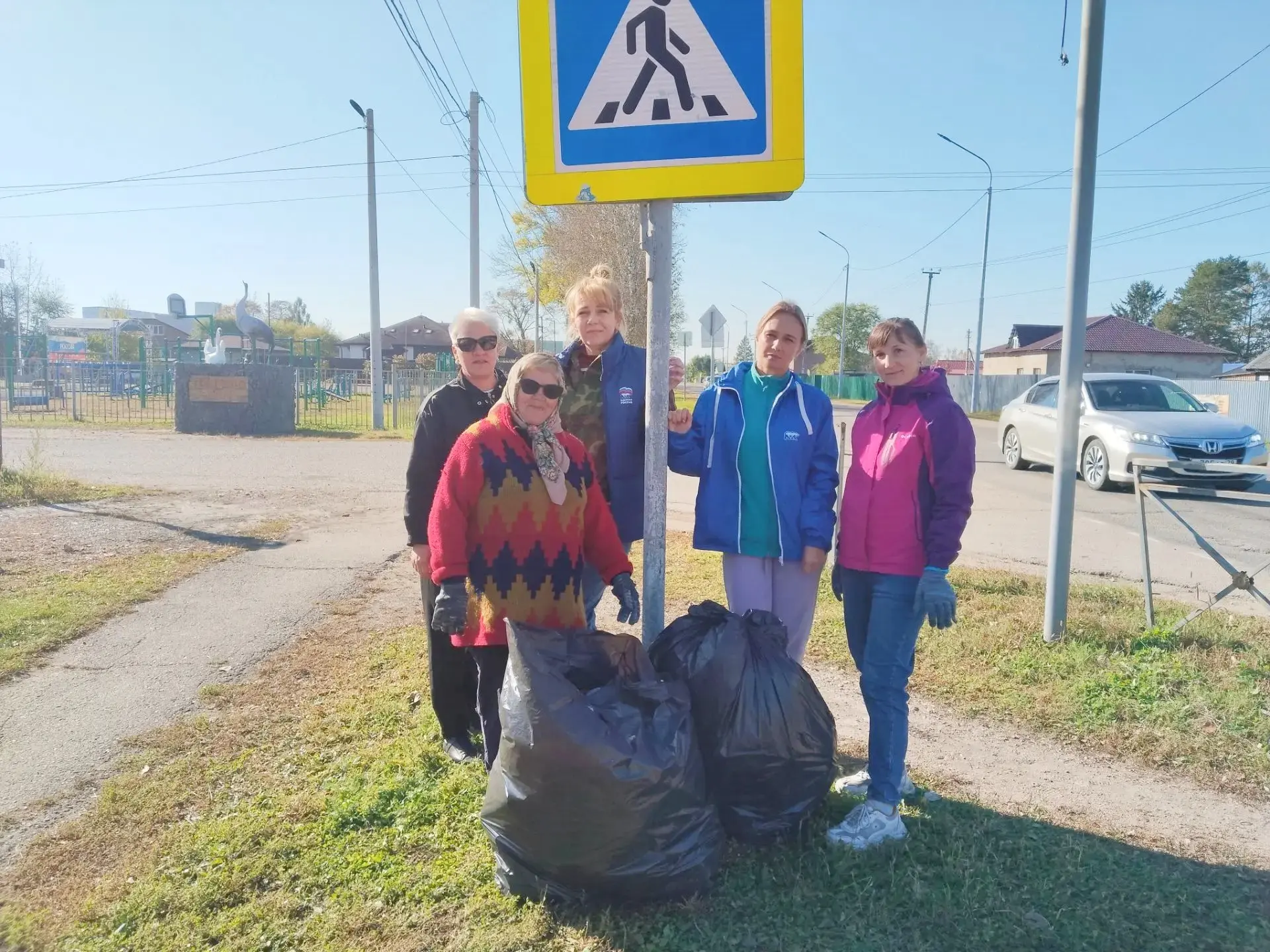 Птичник — это наш дом. А в доме должно быть чисто и уютно...