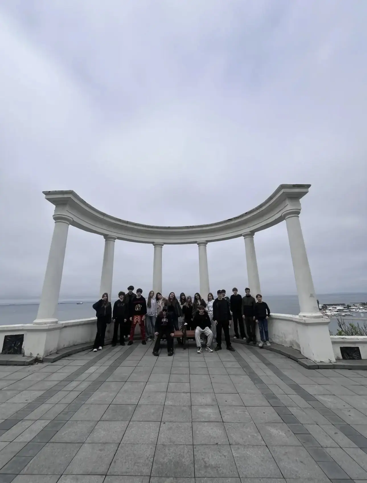 🌊 Выходные во Владивостоке 🌊  Ученики 8 «В» класса провели незабываемые выходные в столице Дальнего 