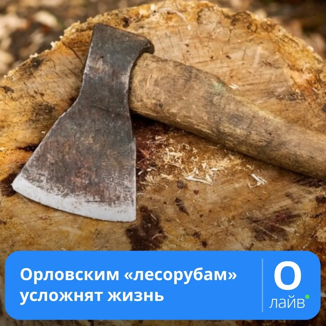 Посвящённый 90-летию Госавтоинспекции "музей под открытым небом" открылся на площади Ле...