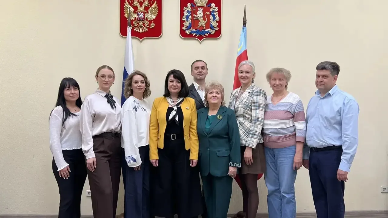 Встретилась со своими общественными помощниками.