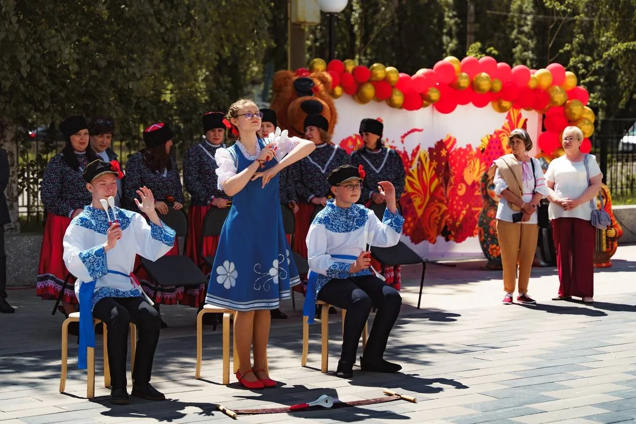 ♥️ Открытый городской фестиваль фольклорного творчества и ремесел «Народная волна» в парке «Алые пар