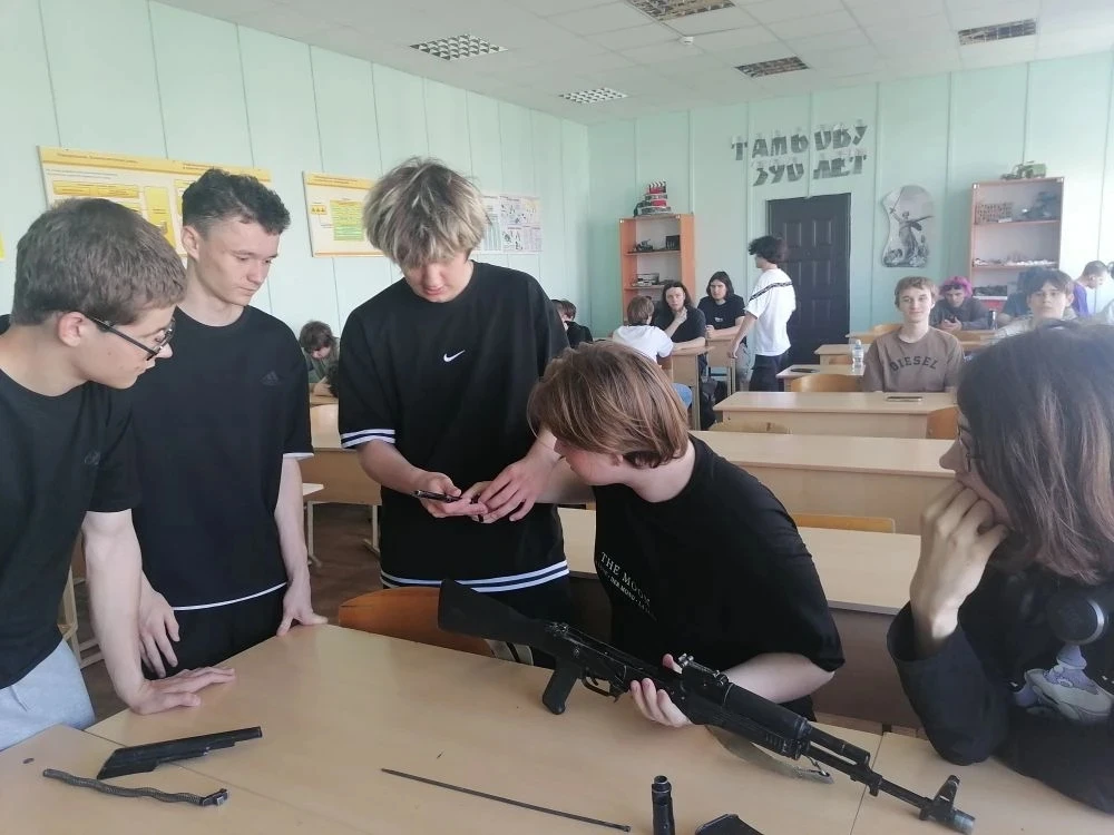 Защита Родины начинается здесь: стартовали учебные сборы в ТГТУ!🇷🇺  С 25 по 29 мая 2026 года студент