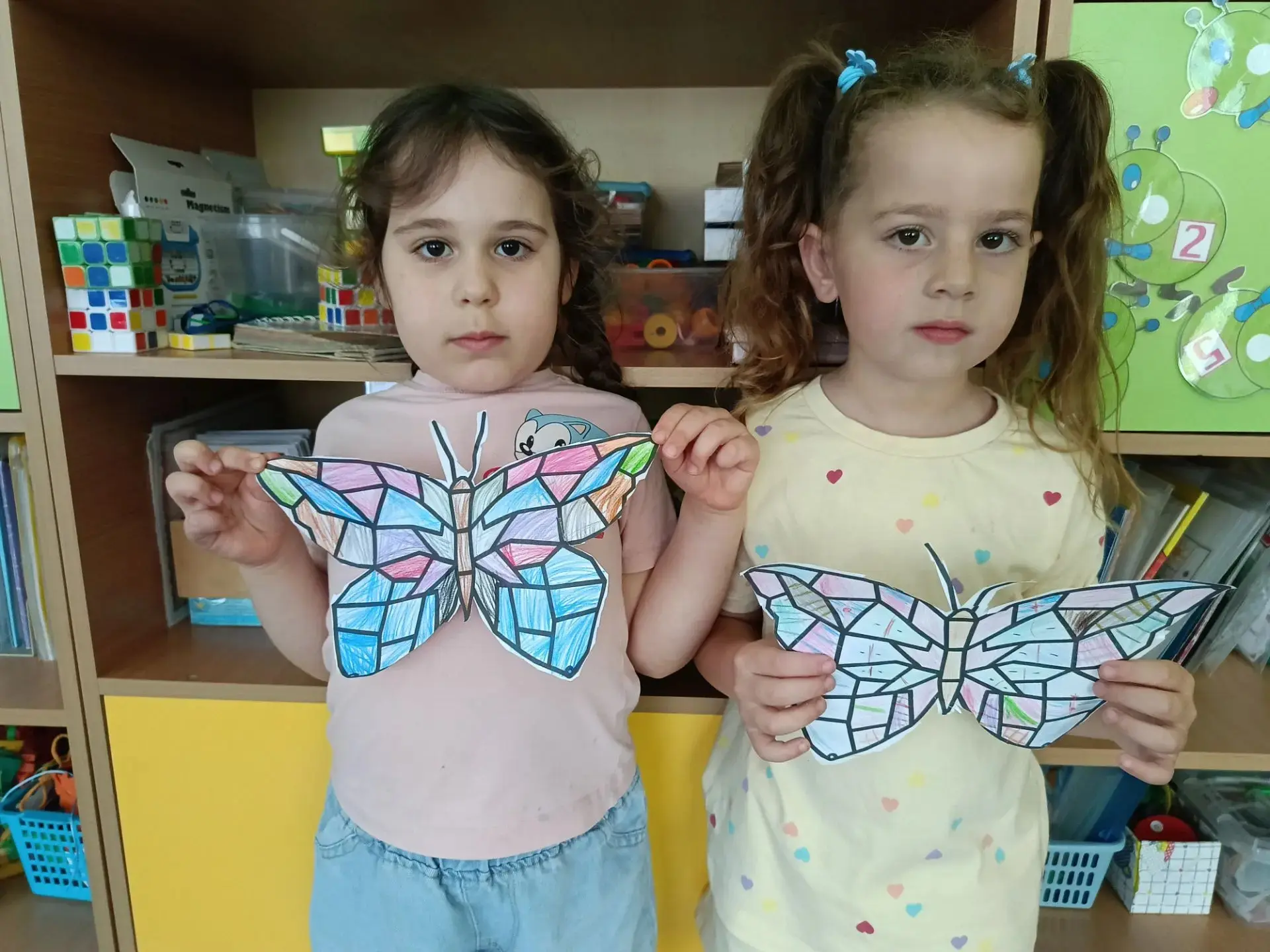 🦋🎨 Когда рисование превращается в магию!

В группе «Цветные ладошки» (воспитатель Махначева О. В.)