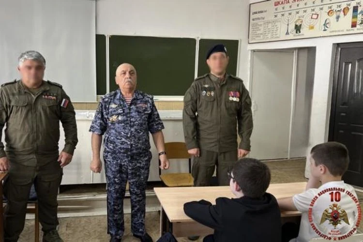 Представители Росгвардии провели для школьников урок Мужества в Кабардино-Балкарии