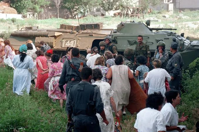 Помним! Скорбим! 🙏🏻 14 июня 1995 года чеченские боевики напали на Будённовск. Они захватили заложн