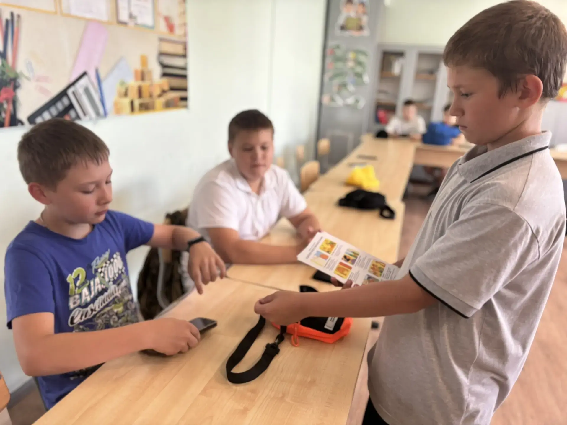 📣 Важное напоминание о безопасности! 📣

❗В нашем школьном лагере прошла акция «Мам, закрой окно!».