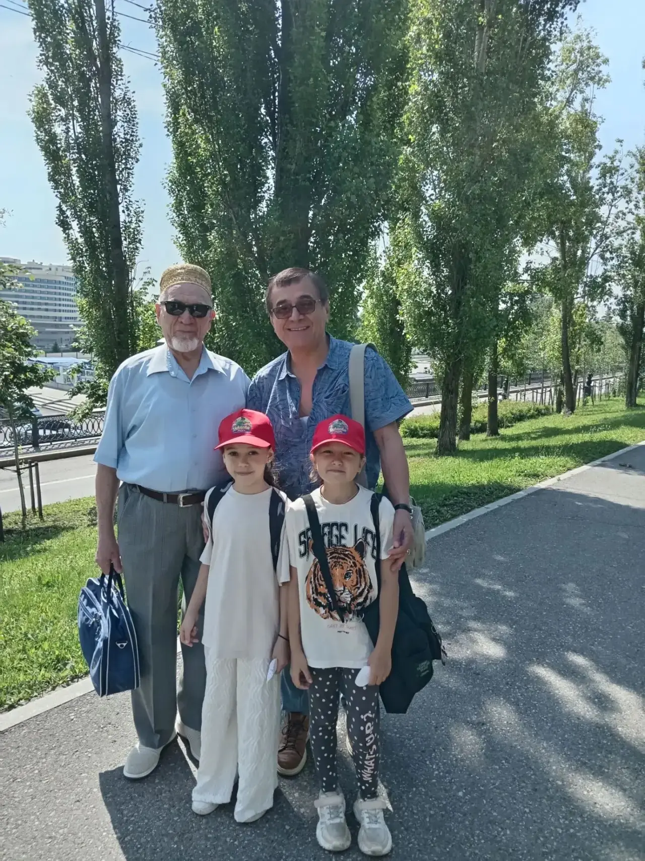 ❤️ День добрых дел: маленькие сердца с большим смыслом ❤️

Сегодня в пришкольном лагере дневного пре