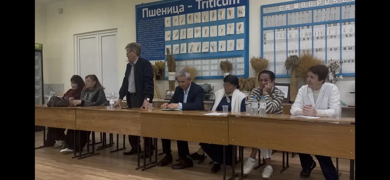 На аграрном факультете КалмГУ прошел круглый стол в честь легенд аграрной науки: 90-летию профессоро