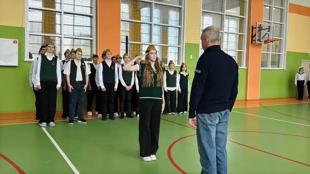 ⭐️Смотр строя и песни  20 февраля в нашей школе состоялся традиционный Смотр строя и песни среди уча