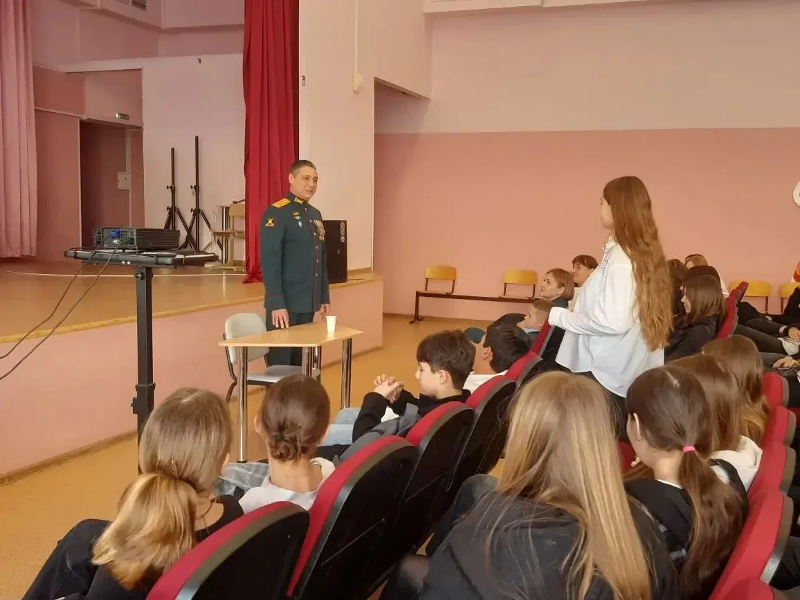 В преддверии Дня полного освобождения от фашистской блокады города Ленинграда  в нашей школе прошли 