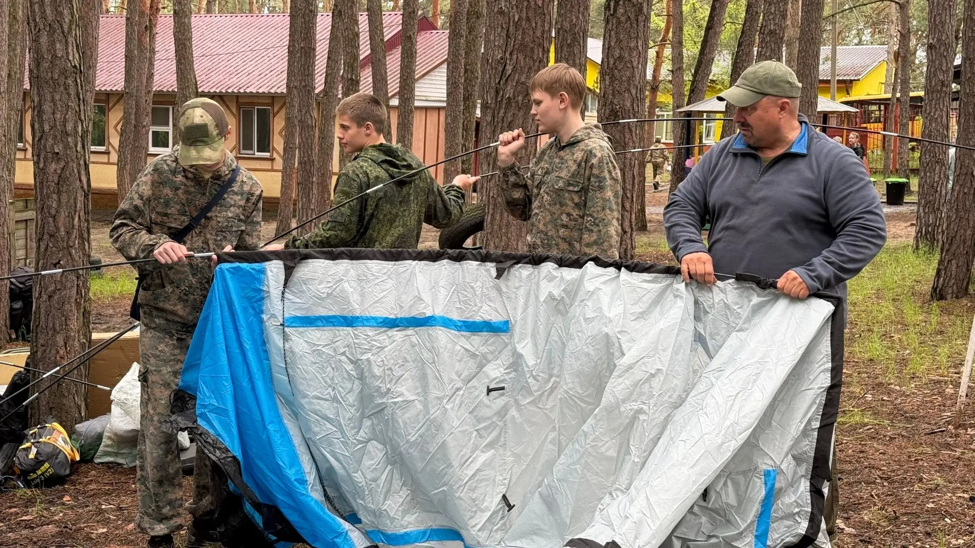 Курские школьники принимают участие в региональных соревнованиях «Школа безопасности»  Сегодня в Цен