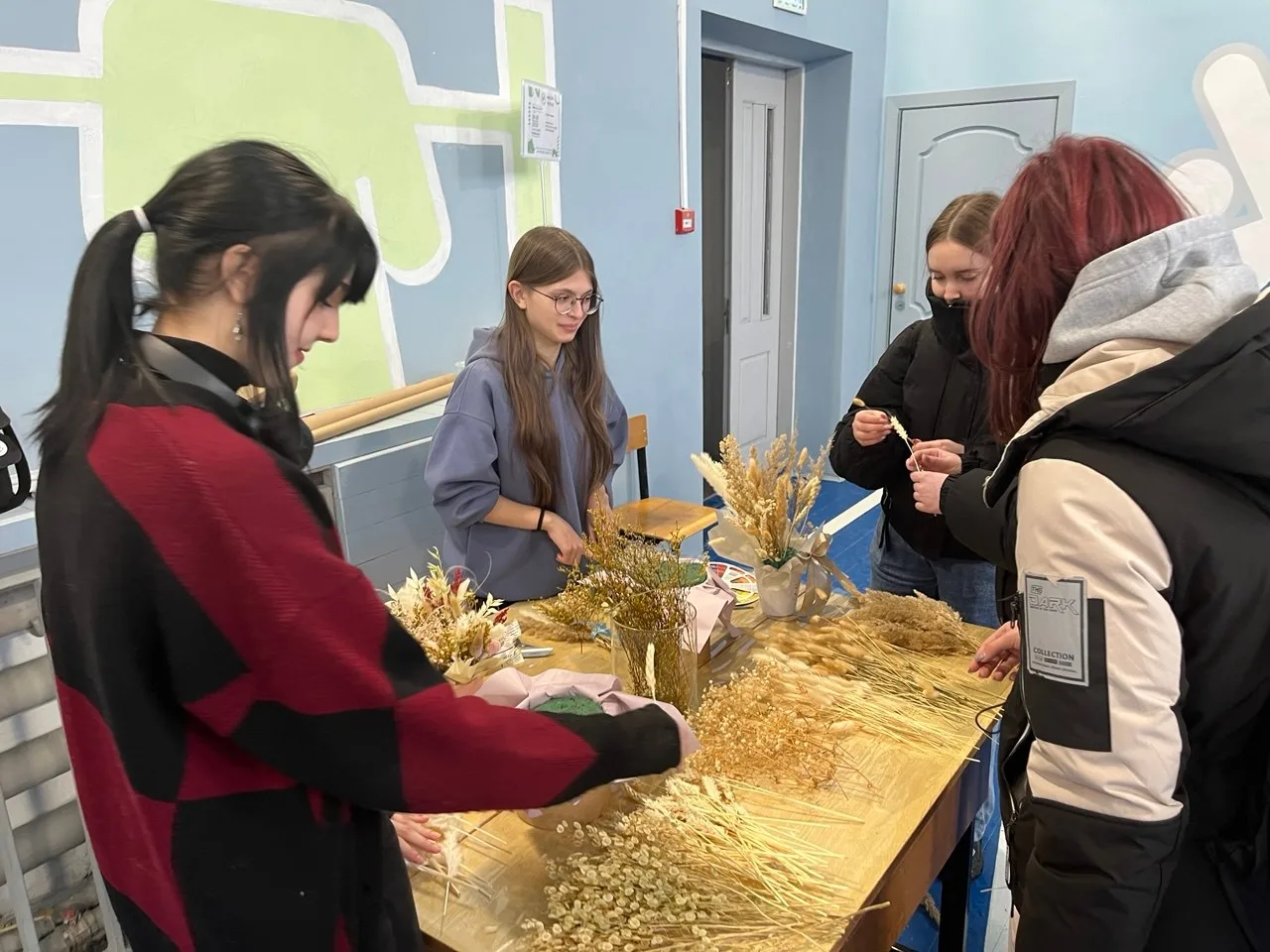🎓 Профессиональные горизонты Учащиеся 8–9 классов нашей школы побывали на региональном этапе чемпион