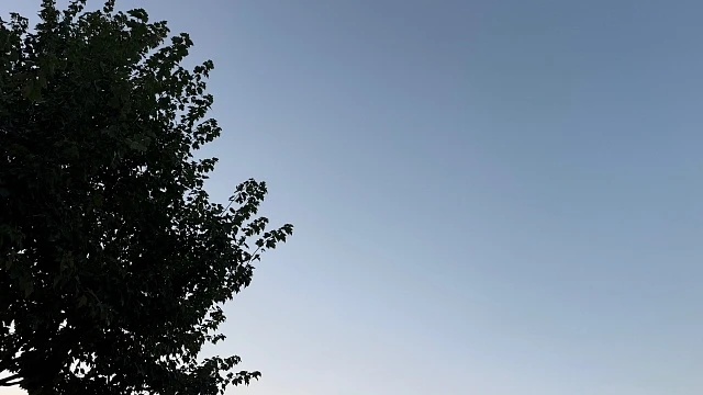 Во Владимире беспилотник опять влетел в жилой дом.