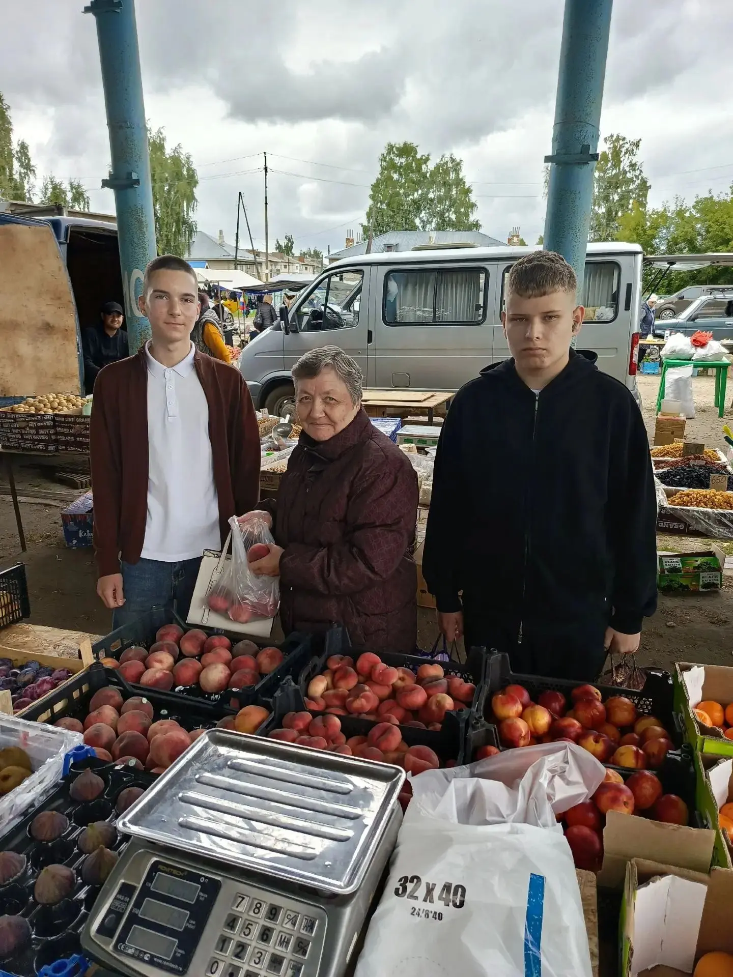 Добрые дела не знают возраста — и наши десятиклассники это доказывают!