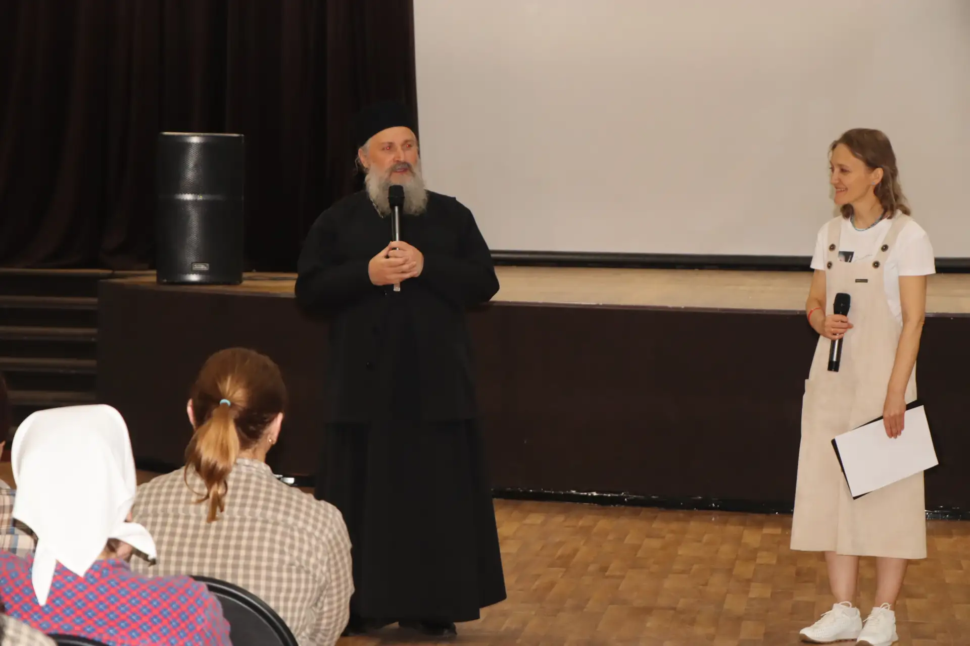 👩‍🍼В женской исправительной колонии №22 состоялся показ документального фильма «Я - мама» режиссер