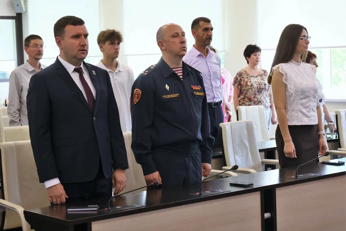 🇷🇺Сегодня, в преддверии главного государственного праздника — Дня России, приняла уча...