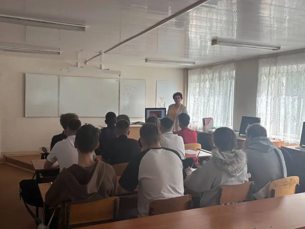 В ГБПОУ «ТСЭК» открылся клуб «Литературные горизонты» Российского общества «Знание» в р...