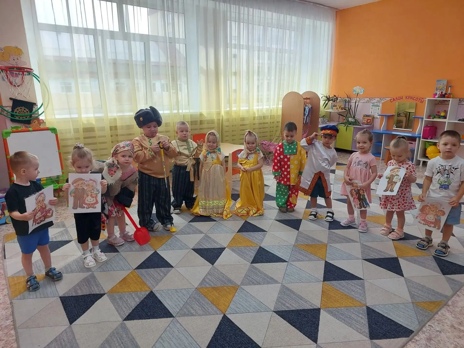 Наш поздравительный марафон в действии! ✨
