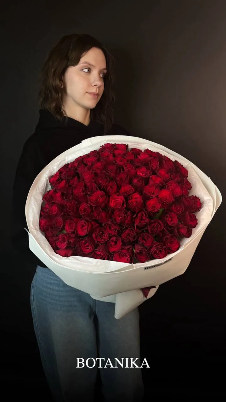 Иногда достаточно одного букета, чтобы сказать самое важное!

Соберём для Вас именно тот, который по