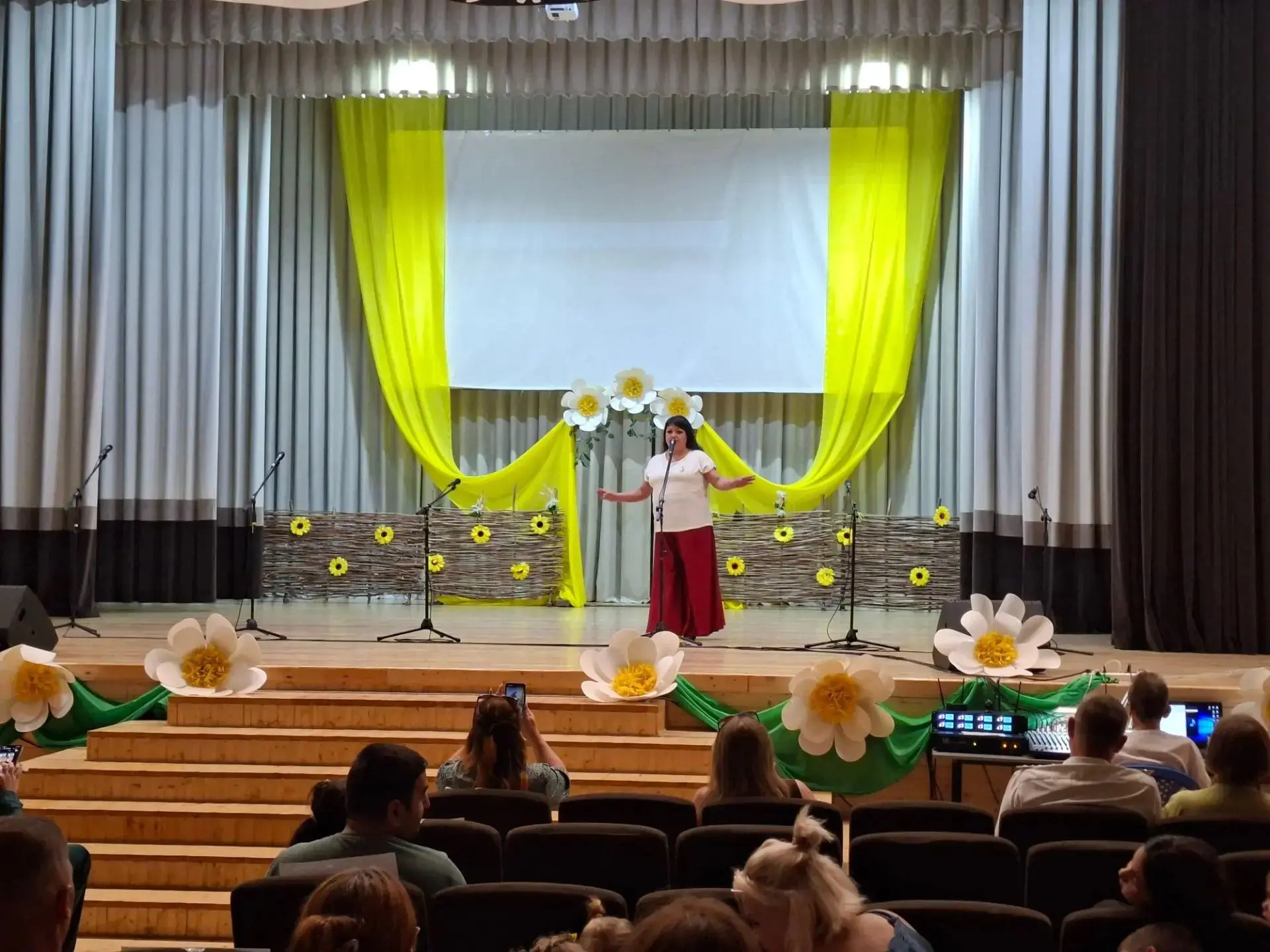 Фото