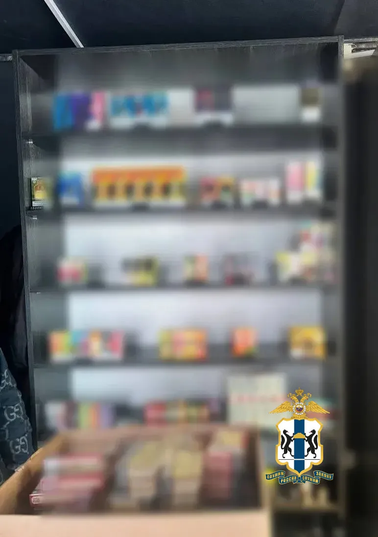В Новосибирске полицейские пресекли реализацию контрафактной табачной продукции  Сотрудники отдела э