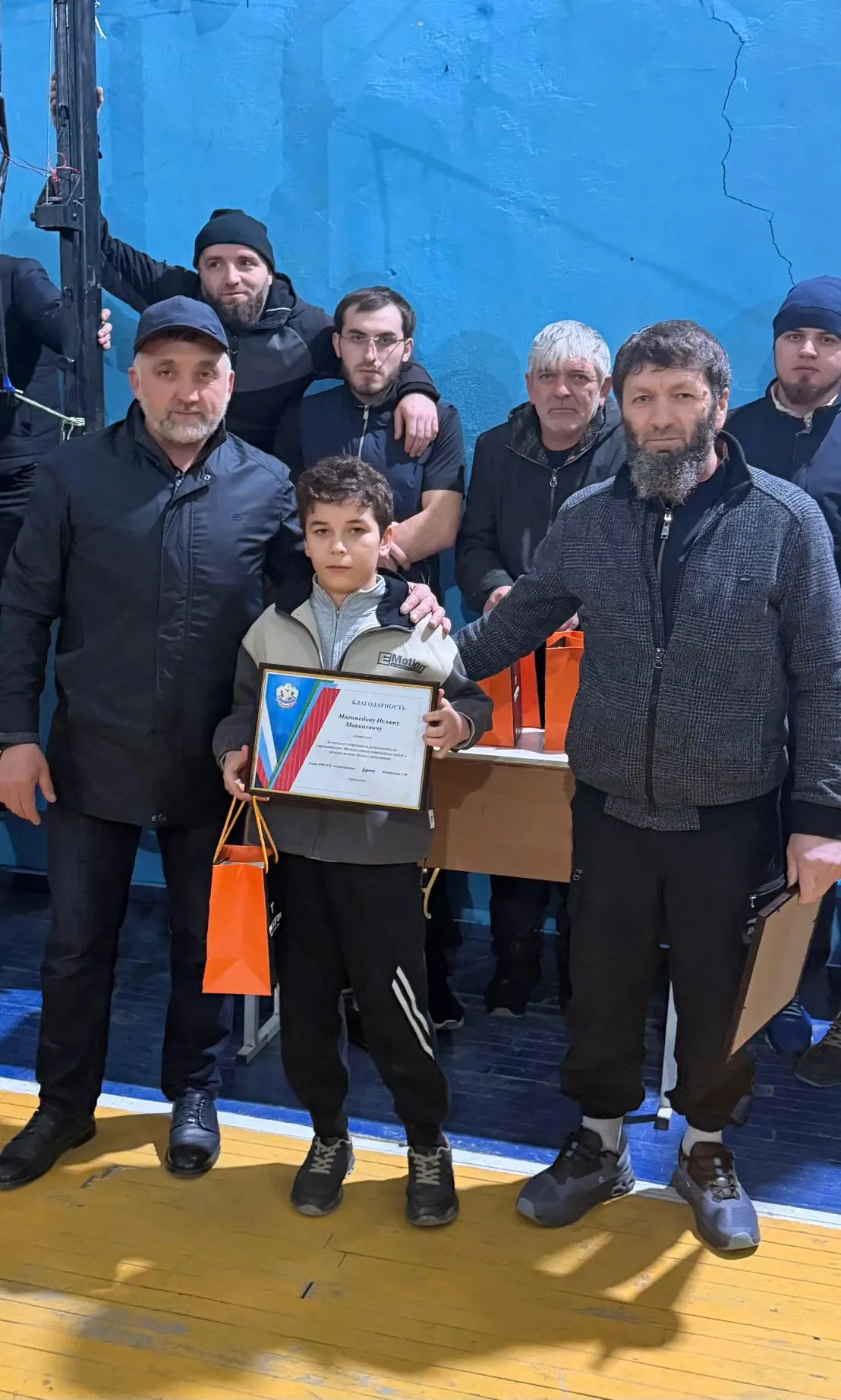 Награждение наших чемпионов .