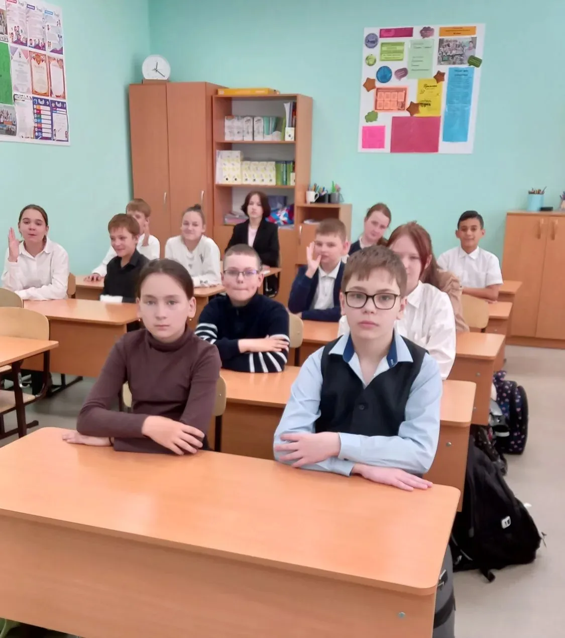 В 4 «В» прошёл классный час «Безопасное лето» ☀️