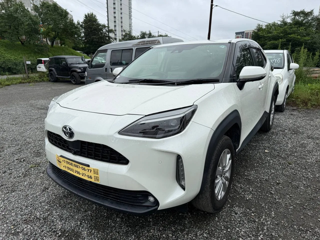 Всем привет👋 
Свежие приходы к нам на стоянку. 

Toyota Yaris Cross
G AWD 
➡️2021 год
➡️1.5 4WD
➡️п