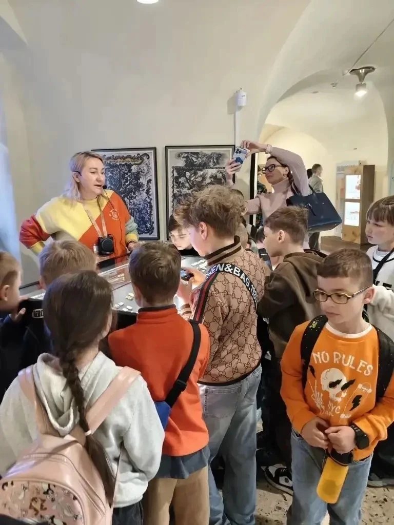 Каникулы с пользой и вдохновением! ✨  Увлекательно проходят весенние каникулы для учеников 2 «В» кла