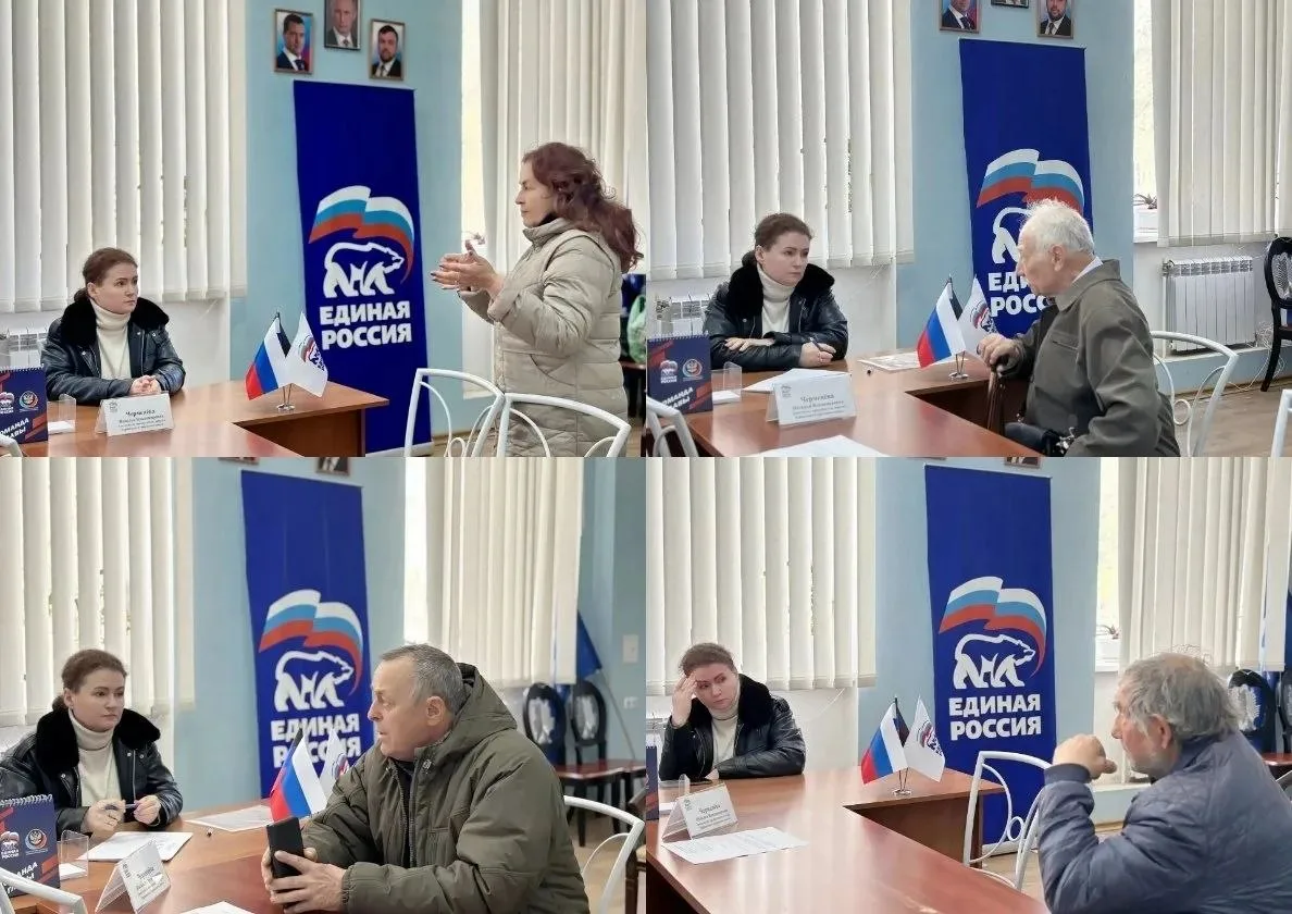 Вчера принимала жителей в ОП "Единая Россия" г. Харцызска. Спасибо всем, кто пришёл! Хо...