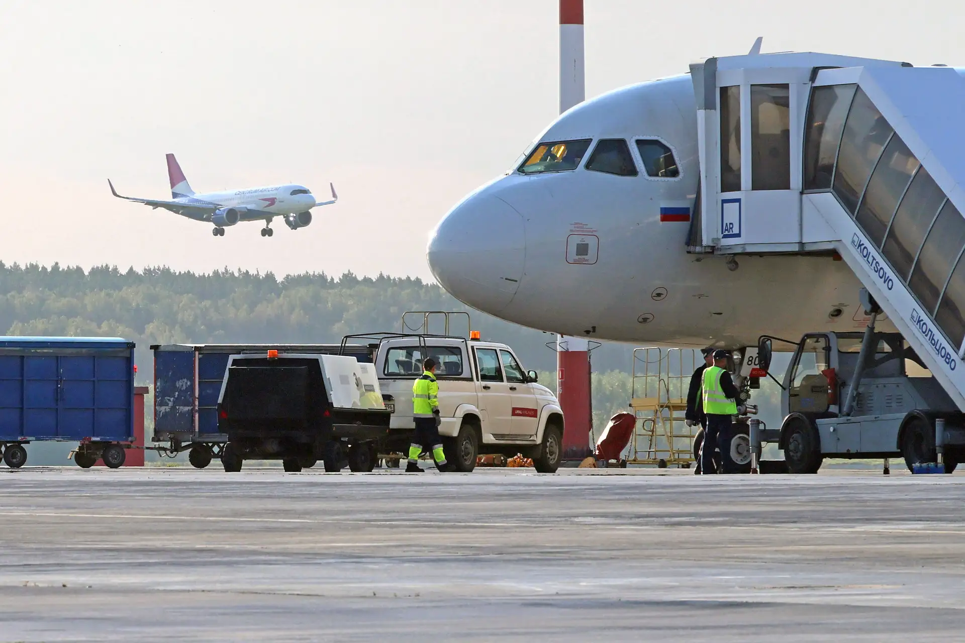 В Кольцово приземлился первый борт частной авиакомпании из Узбекистана