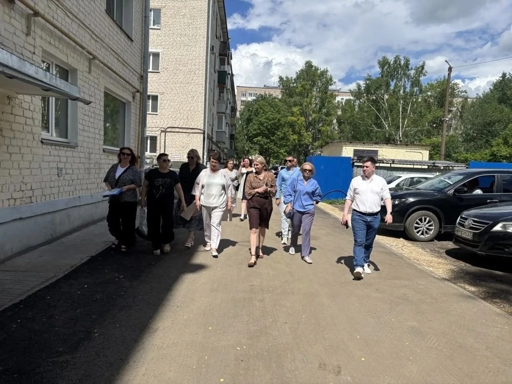 Еще в двух дворах завершено благоустройство в рамках проекта поддержки местных инициатив:
— ул. Иван