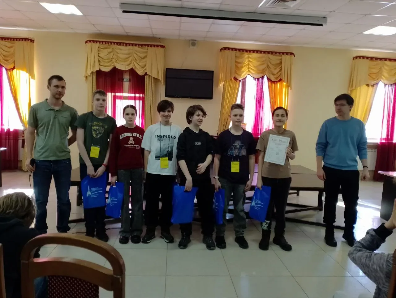Блестящая победа лицеистов на Всероссийском турнире математических боев!

С 6 по 9 марта в Казани пр