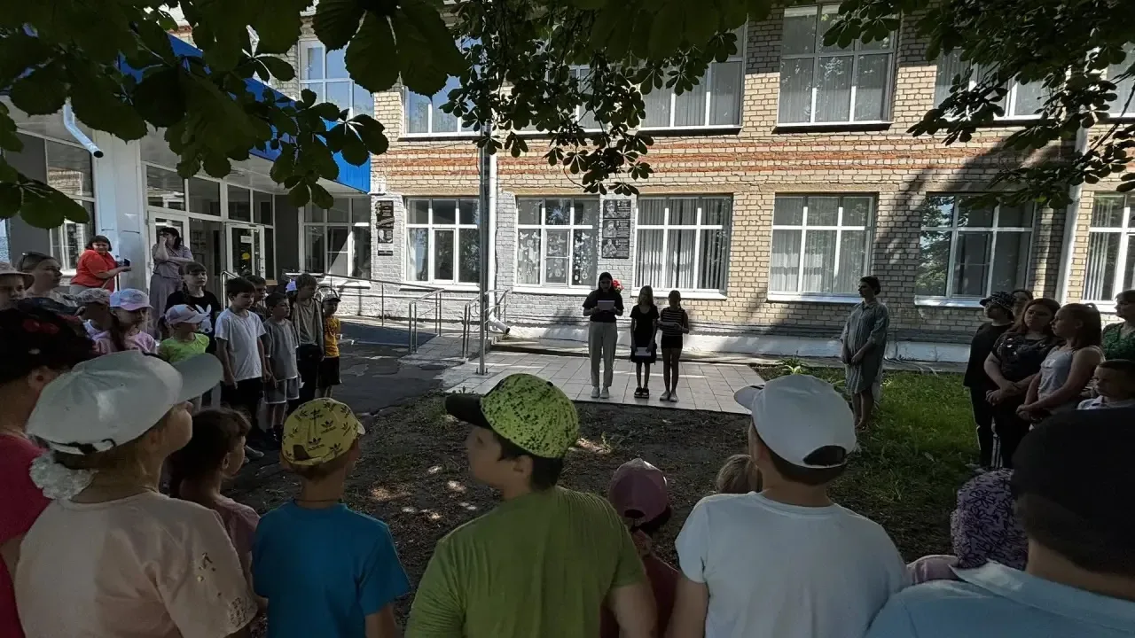 🇷🇺 Великая страна — Великая история! С Днём России! 🇷🇺

В пришкольном лагере «Солнышко» на базе 