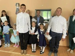 🔔 Сегодня в нашей школе прошла торжественная линейка — она получилась по‑настоящему за...
